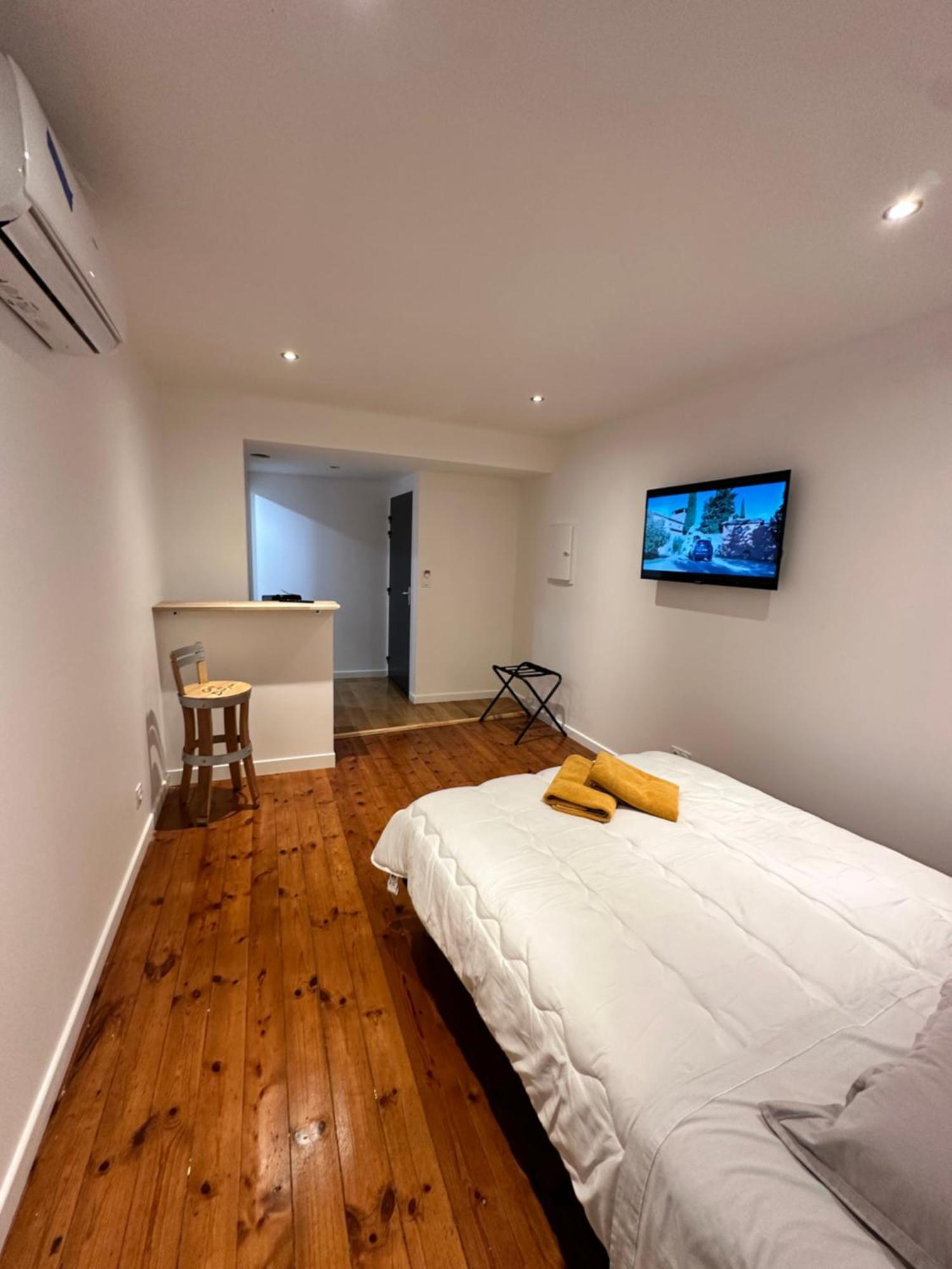 Chambre2 Face Au Donjon Пон Екстер'єр фото